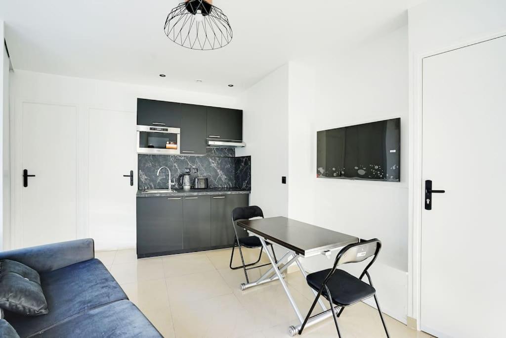 Magnifique 3 Pieces Paris 18Eme Lägenhet Exteriör bild